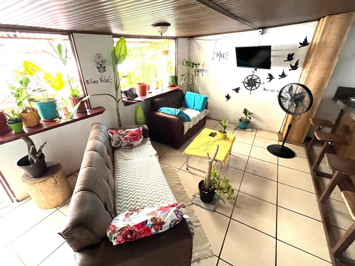 Cheap Hostel Quepos Zewnętrze zdjęcie