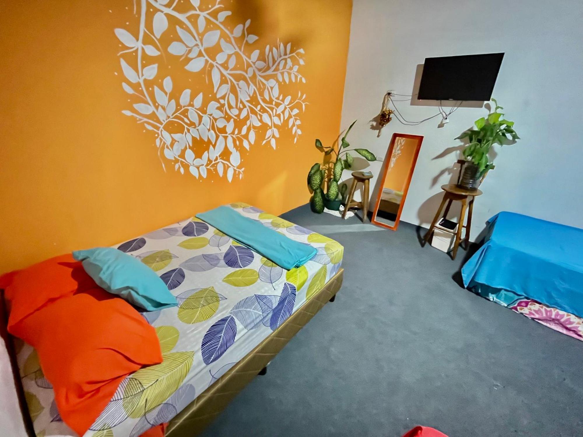 Cheap Hostel Quepos Zewnętrze zdjęcie