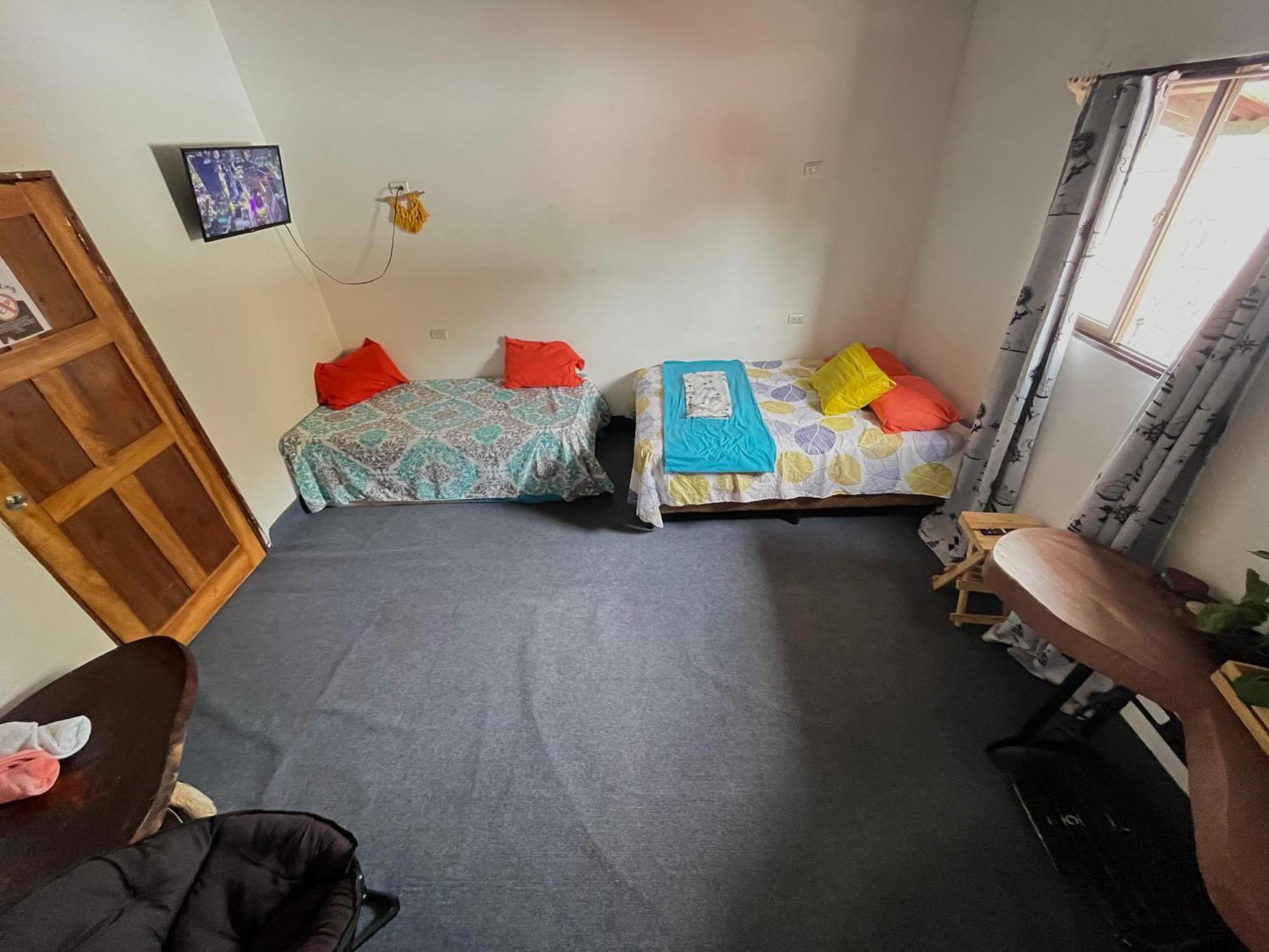 Cheap Hostel Quepos Zewnętrze zdjęcie